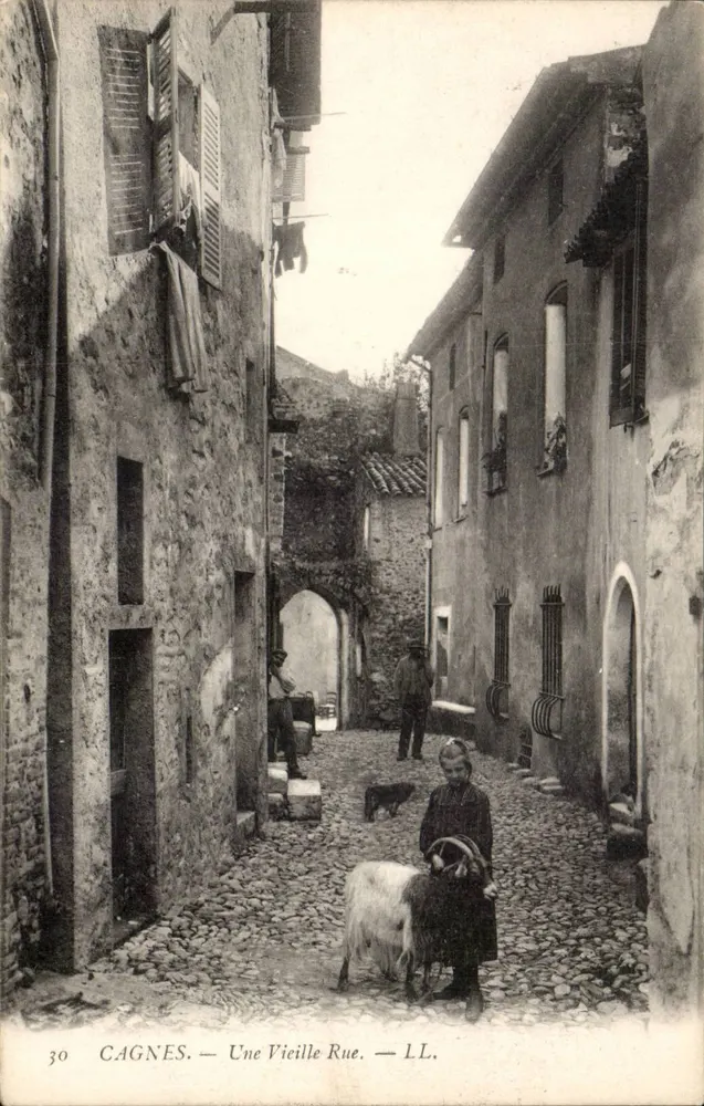 Cagnes — Eine alte Straße — LL. - Vorderseite