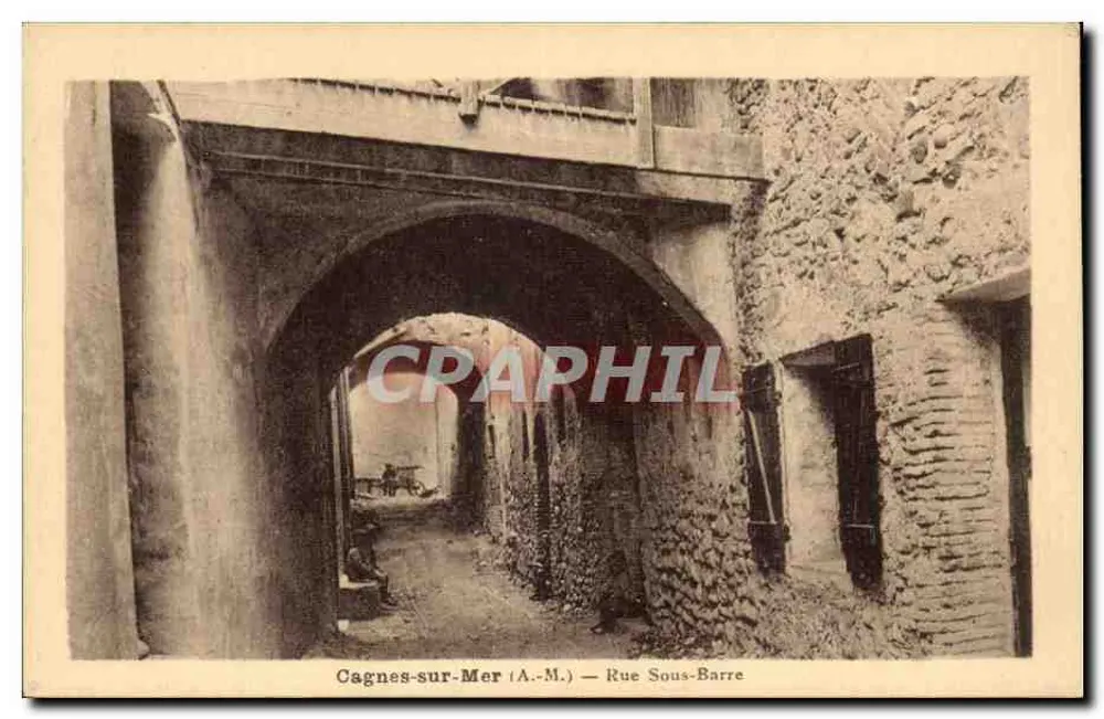Cagnes-sur-Mer (A.-M.) — Rue Sous-Barre - Frente