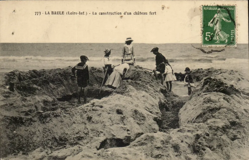 La Baule (Loire-Inf.) — Die Errichtung eines Burgschlosses — Ariana Rozais, Nantes, n°773 - Vorderseite