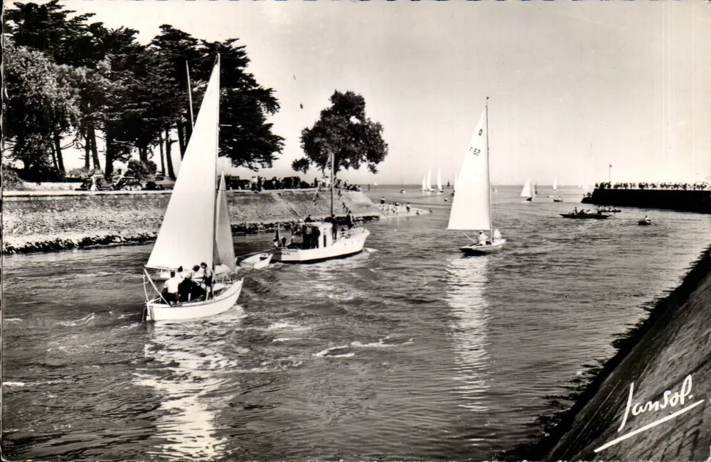 Vailliers verlässt den Hafen — Le Pouliguen — Editions Janssolf - Vorderseite
