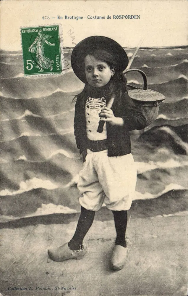 In der Bretagne - Kleidung von ROSPOORDEN — E. Poulain, St-Nazaire - Vorderseite