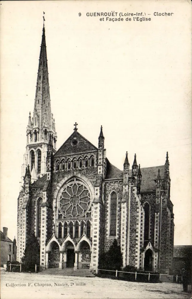 Guenrouët (Loire-Inf.) — Torre da Igreja e Fachada — Coleção F. Chapeau, Nantes, 2º milênio - Frente
