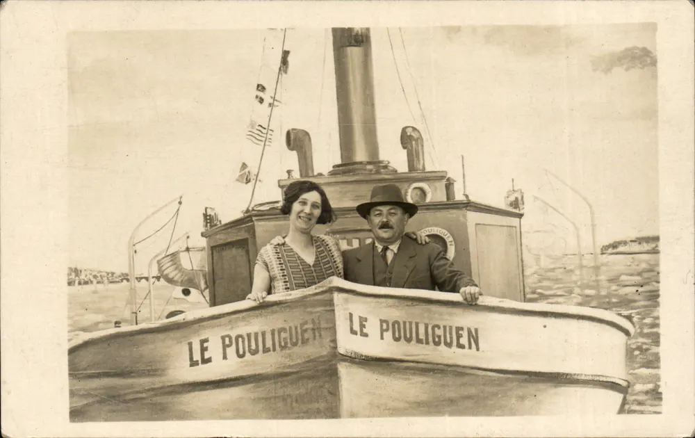 Le Pouliguen — vapor de passageiros — cartão postal - Frente