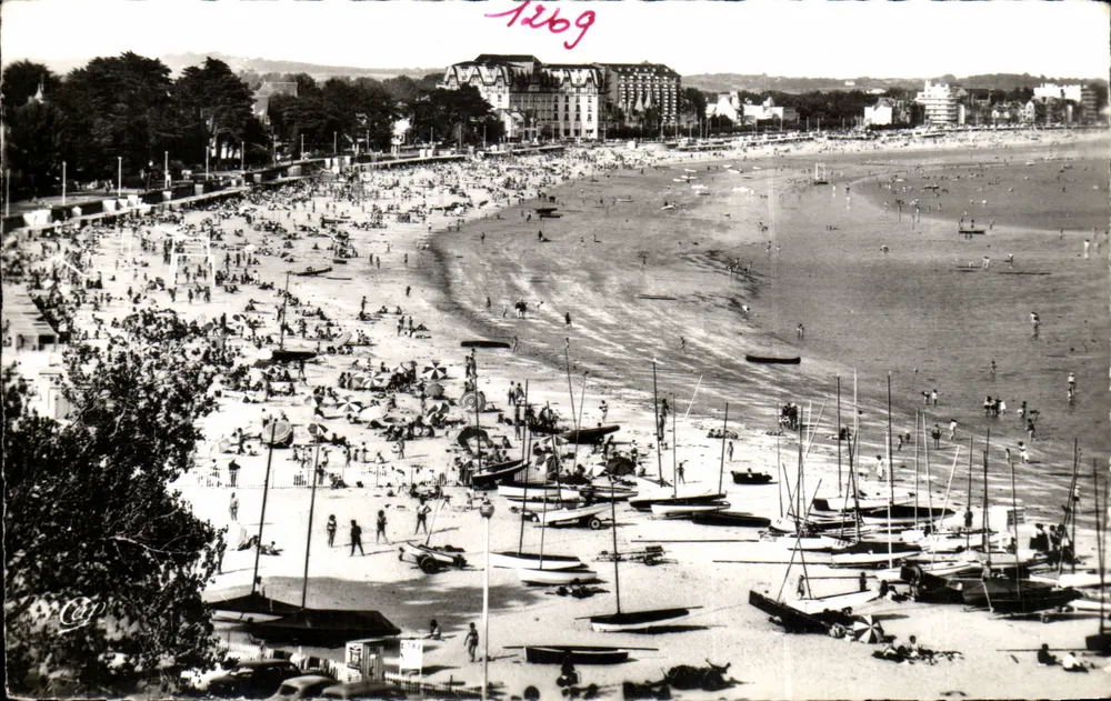 La Baule — La Plage Benoit vista tomada desde el Building — Réal-Photo, n°1269 - Anverso
