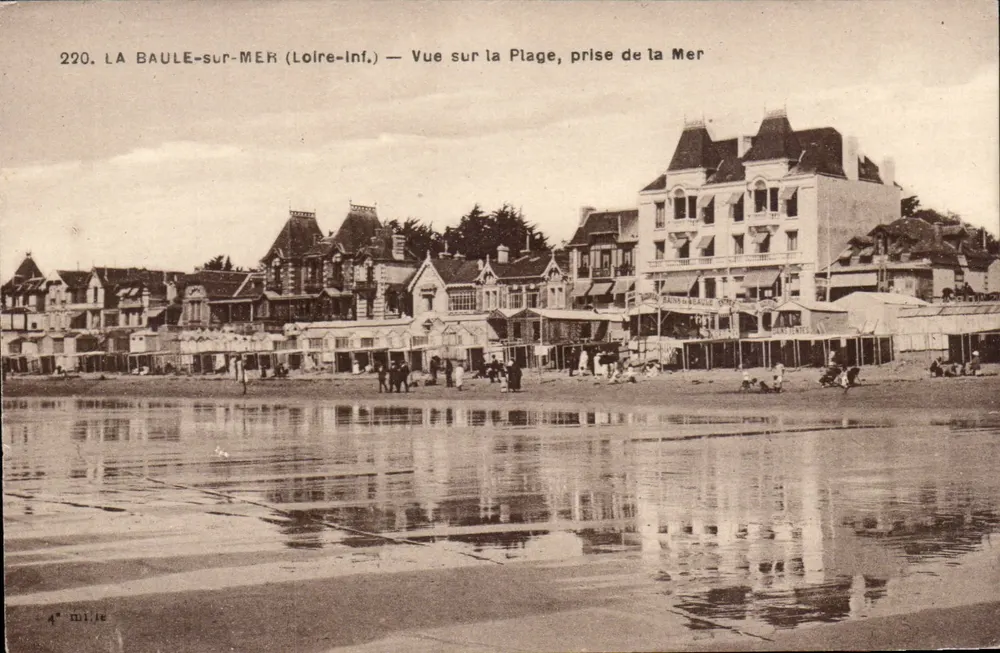 La Baule-sur-Mer (Loire-Inf.) — Blick auf den Strand, vom Meer aus aufgenommen — F. Chapeau, Nantes, n°220 - Vorderseite