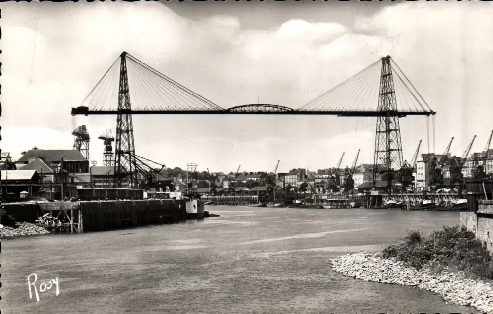 Ponte transbordador de Nantes — vista do porto — editor Rosy - Frente