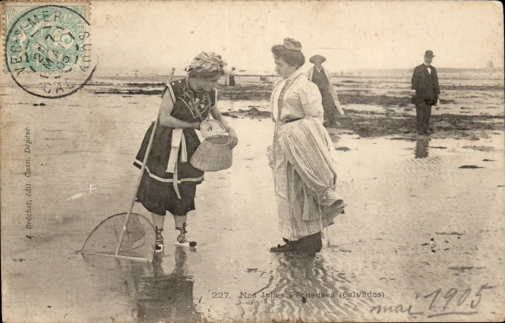 Nos Jeunes Pêcheuses (Calvados) — I. Bréchet, editor, n°227 - Frente