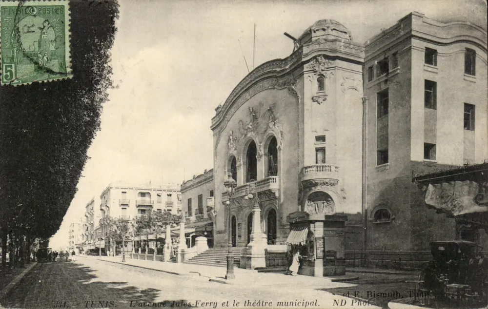 Tunis — Avenue des-Ferry und das municipale Theater — E. Bismuth, Tunis - Vorderseite