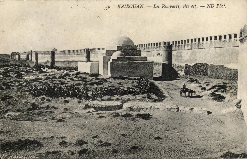 Kairouan — Die Mauern, östliche Seite — ND Phot. - Vorderseite
