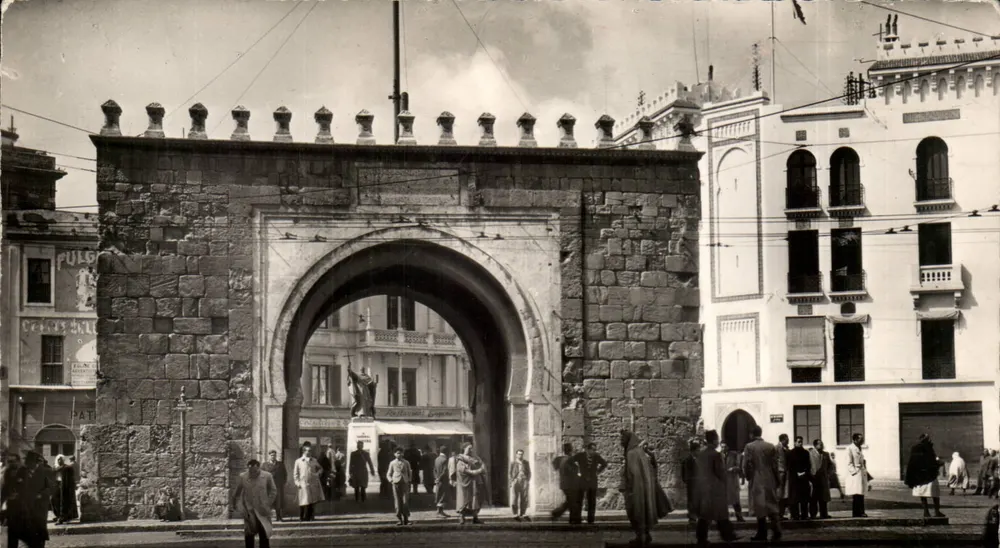 Drzwi Tunis — widok miejski — wydawca nieznany, numer seryjny nie widoczny - Awers