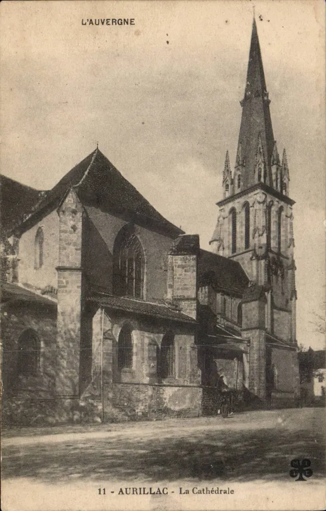 Aurillac — A Catedral — A Auvergne, n°11 - Frente