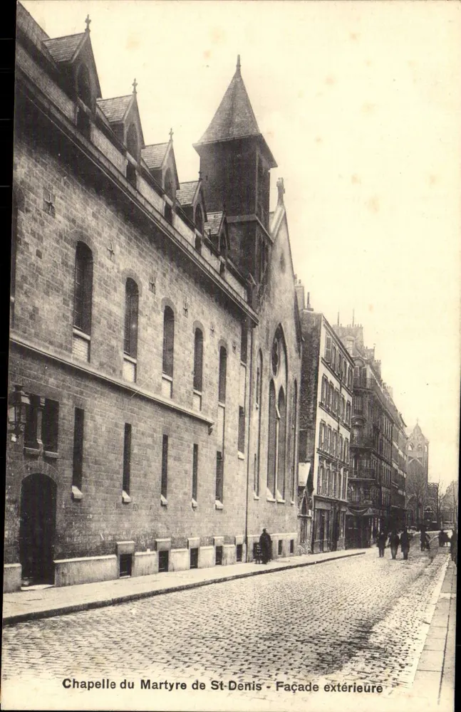 Kapelle des Martyriums von St-Denis — Außenfassade — A. Drieger Frères, Paris - Vorderseite