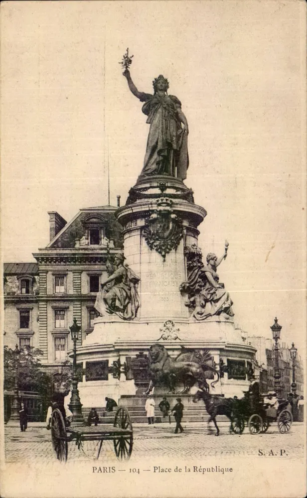 Paris — Praça da República — S.A.P. n°104 - Frente