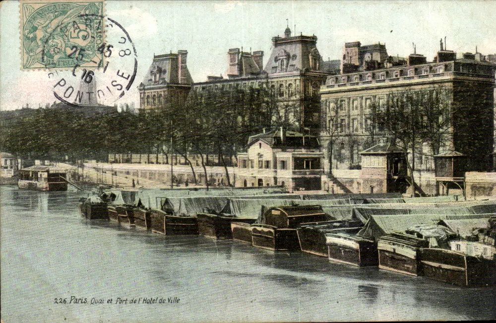 Paris, Quai und Hafen des Rathauses — 226 — Verlag AQUA-PHOTO L.Y. & Cie - Vorderseite