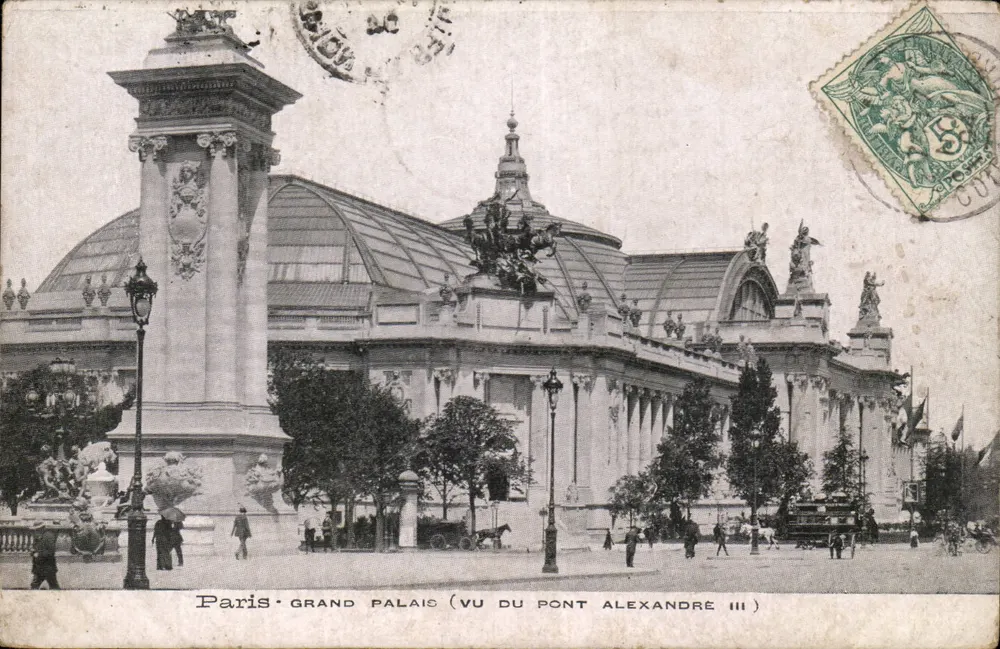 Paris - Grand Palais (von Pont Alexandre III aus gesehen) — unbekannter Verlag, Seriennummer nicht sichtbar - Vorderseite