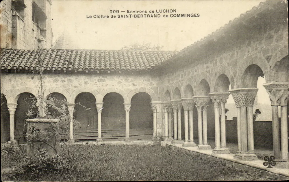 O Claustro de Saint-Bertrand de Comminges — Environs de Luchon — Editor: 209 - Frente