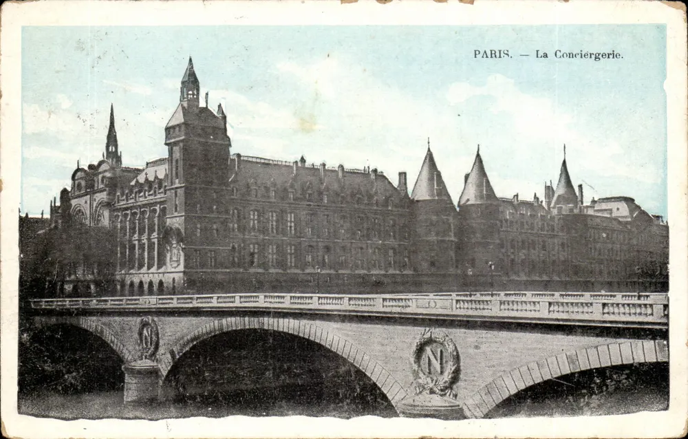 Paris — A Conciergerie — J.C. Paris - Frente