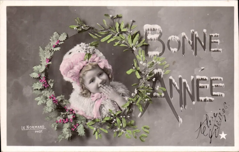 Kleine Mädchen mit rosa Hut — Frohes Neues Jahr — Le Normand Fotografie - Vorderseite