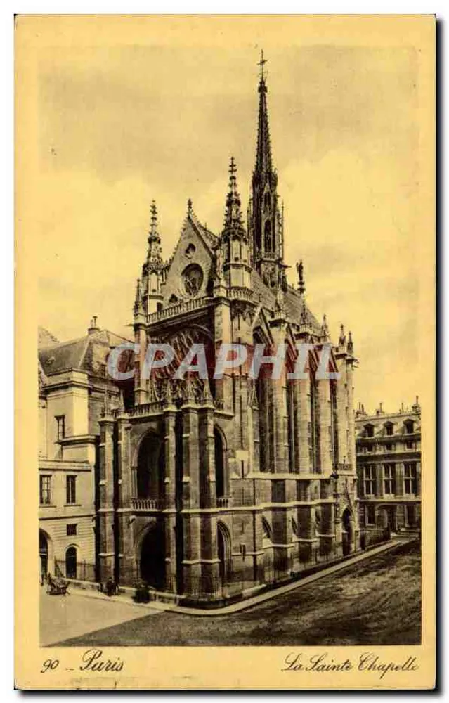 A Capela Santa — Paris — 90 - Frente