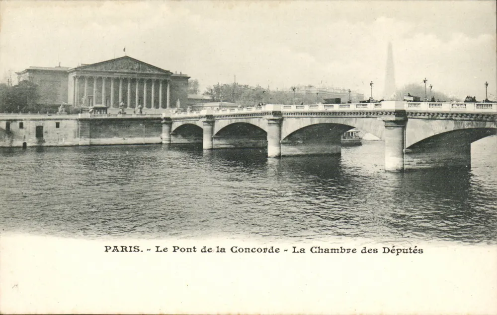 Paris — Der Pont de la Concorde — Die Kammer der Abgeordneten - Vorderseite