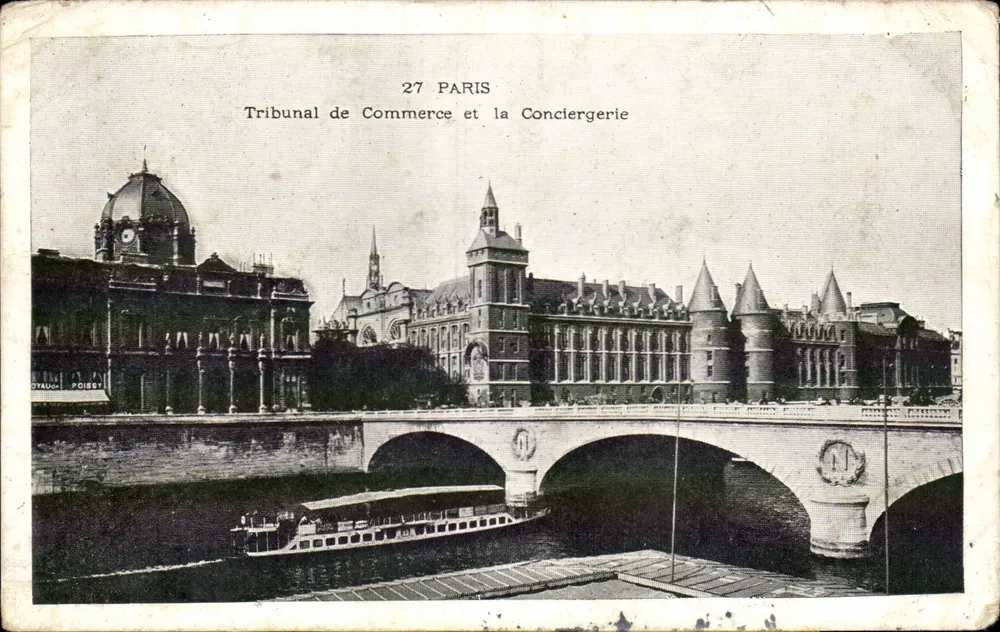Paris — Tribunal de Comércio e a Conciergerie — Editor ROYALCH POISSET, n°27 - Frente