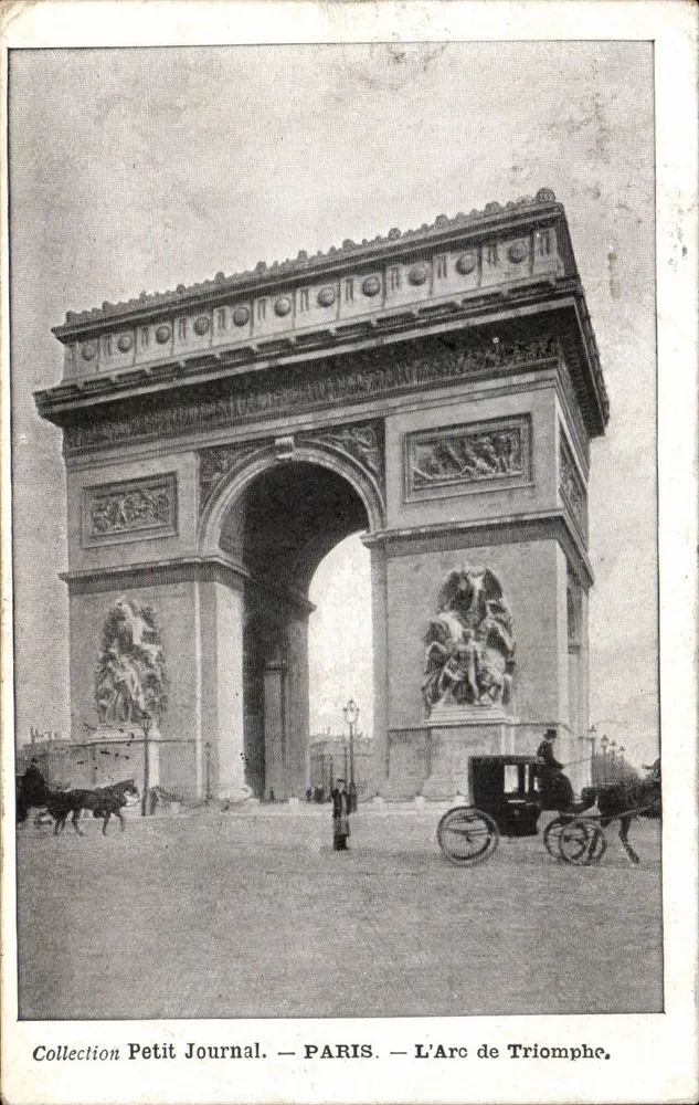 Paris — O Arco do Triunfo — Coleção Petit Journal - Frente