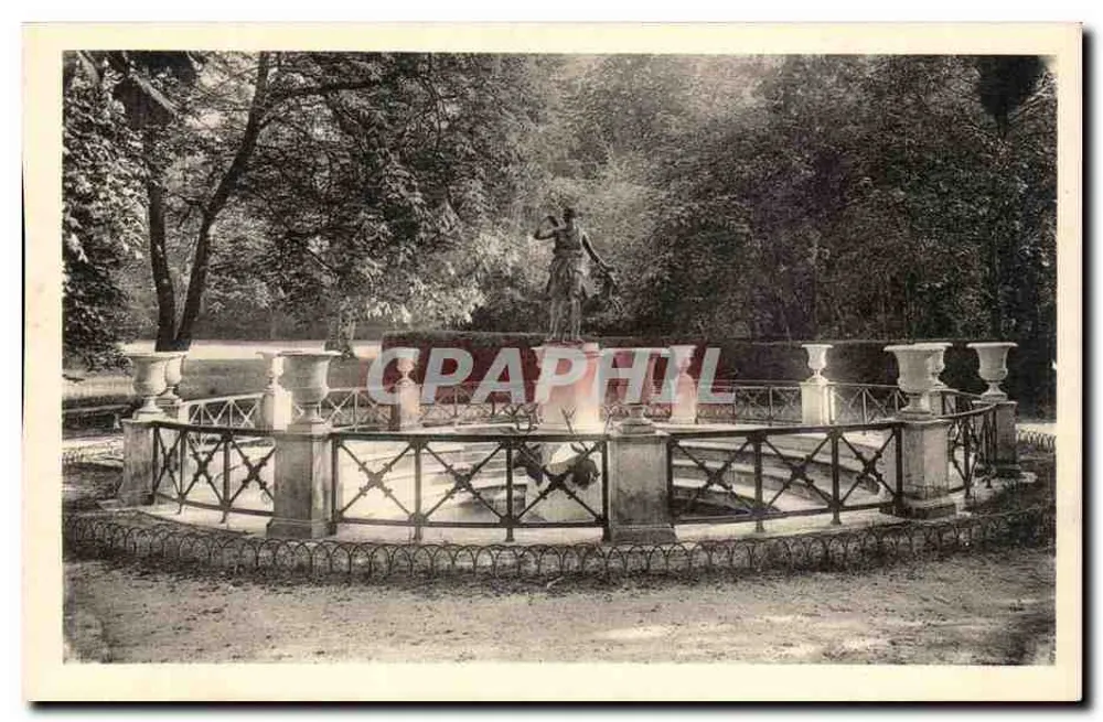 Fontaine de Diane — Schloss Fontainebleau — Édition des Musées Nationaux - Vorderseite