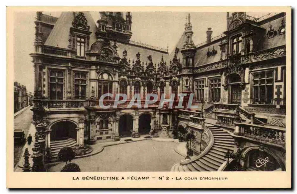 A Bénédictine em Fécamp — N° 2 — A Cour d'Honneur - Frente