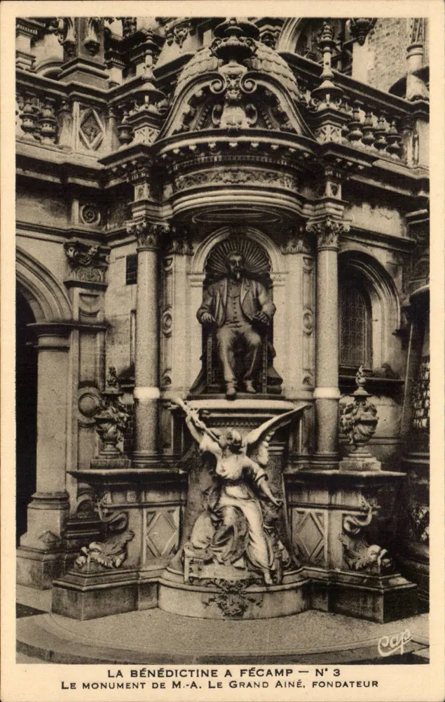 O monumento de M.-A. Le Grand Aîné, fundador — A Bénédictine em Fécamp — N° 3 - Frente