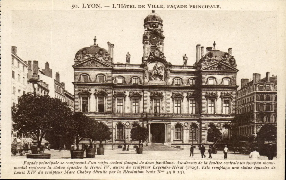 Lyon — A Prefeitura, fachada principal — X. Goutaony, editor, Lyon - Frente