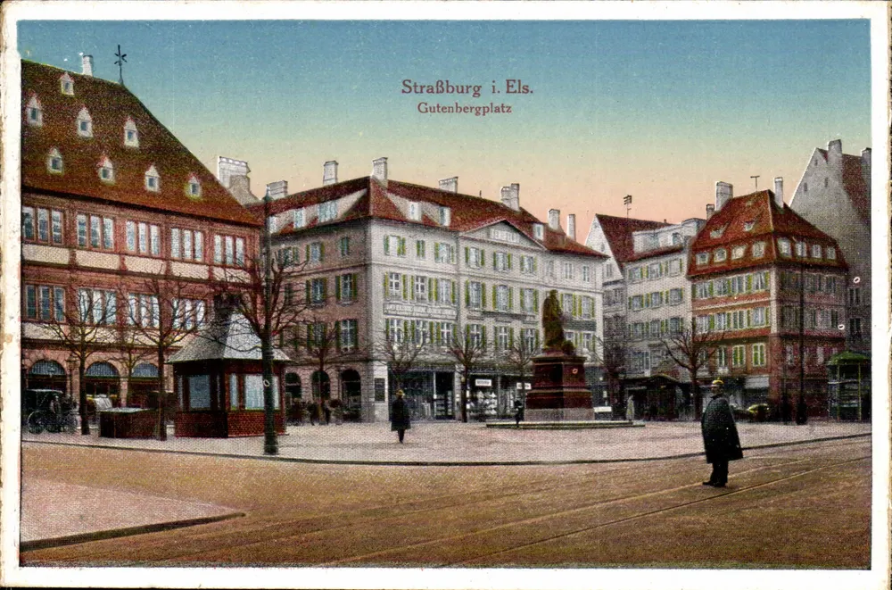 Strasbourg i. Els. — Gutenbergsplatz com estátua — editor JUD. BREITER, STRASBURG I. ELS. n°4 - Frente