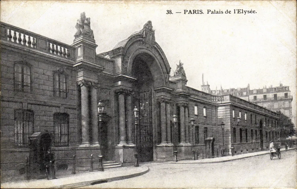 Paris — Palácio do Eliseu — Editora: , n° 38 - Frente