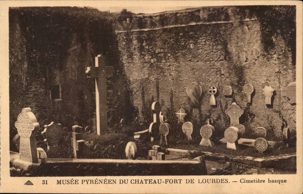 Basque-Friedhof — Pyrenäen-Museum des Schlosses Lourdes — n°31 - Vorderseite