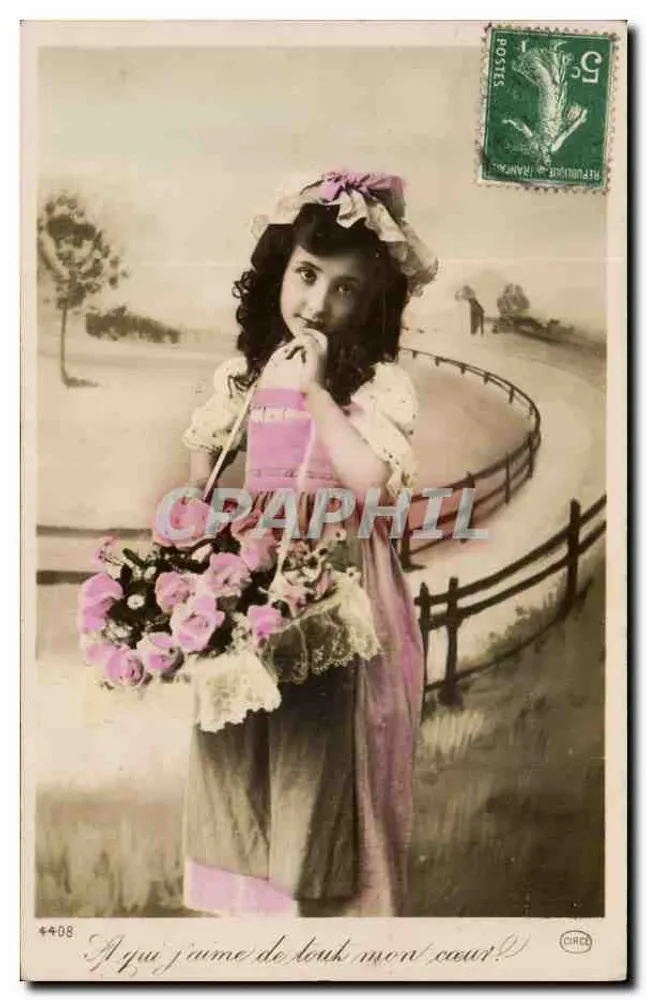 Menina em vestido rosa segurando um buquê — editor 'Circé' — n°4408 - Frente