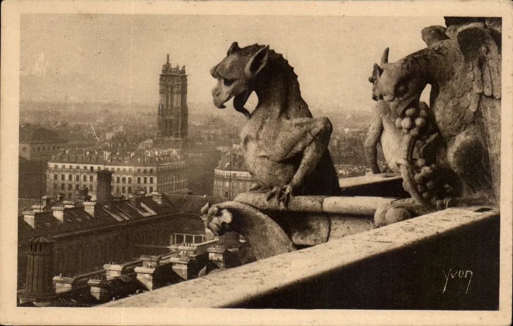 Notre-Dame de Paris — Links der Chimären, die Turm St-Jacques und der Sacré-Cœur — Art Edition YVON, Paris - Vorderseite