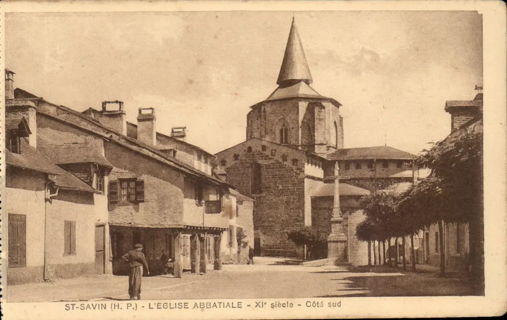 St-Savin (H.P.) - A Igreja Abacial - Século XI - Lado sul - Frente