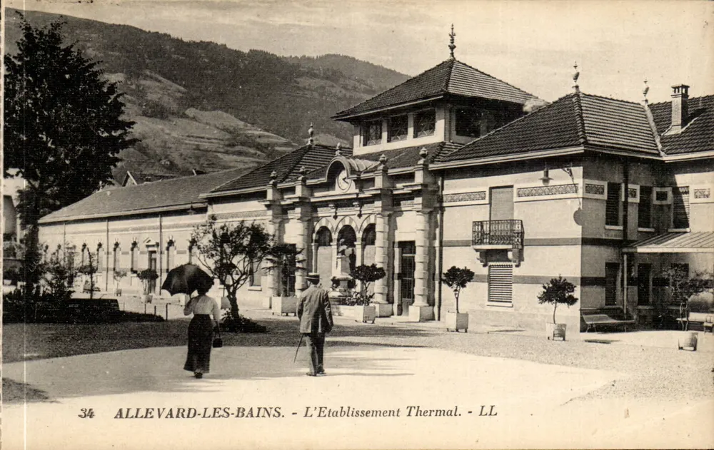 Allevard-les-Bains — Het thermeestabiel — LL - Voorkant