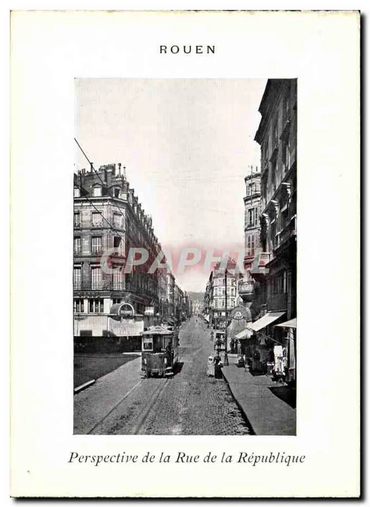 Rouen — Perspectiva da Rue de la République - Frente