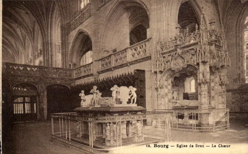 Bourg — Igreja de Brou — O Coro - Frente