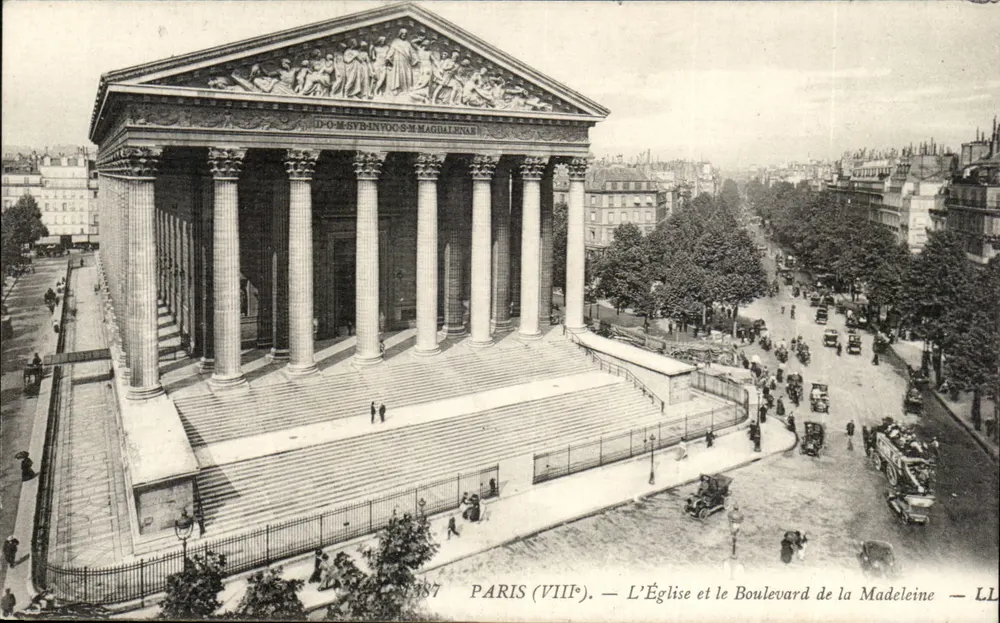 Paris (VIIIe) — A Igreja e o Boulevard da Madeleine — LL - Frente