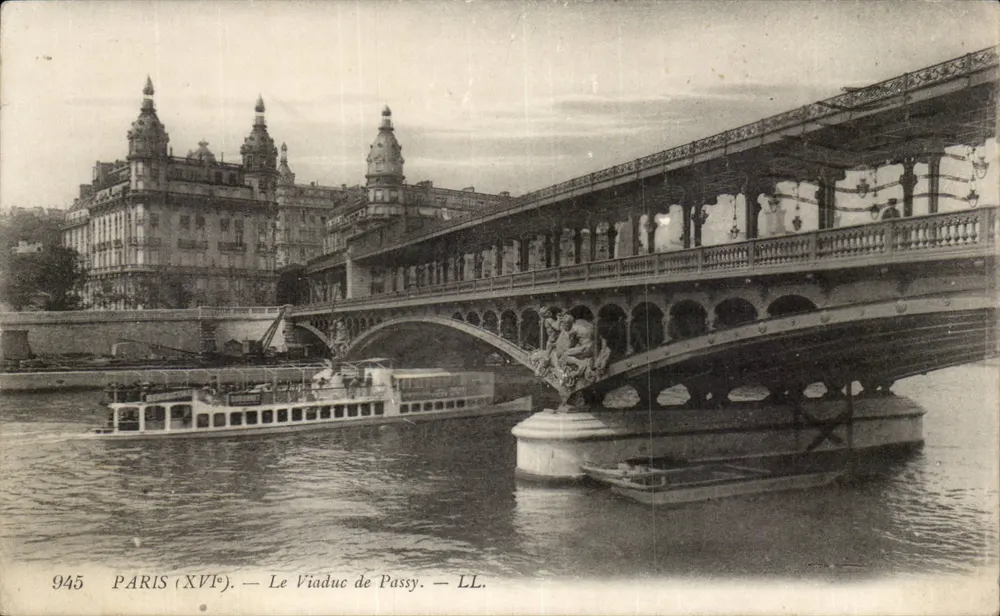 Paris (XVIe) — O Viaduto de Passy — LL - Frente