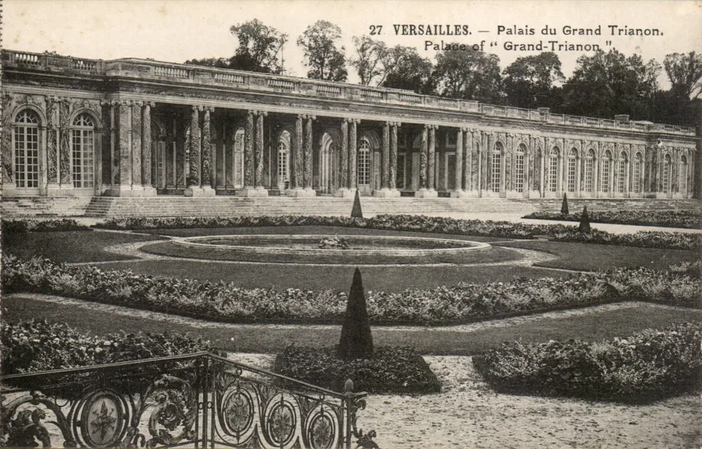 Versailles — Palácio do Grande Trianon — Edição P. Girard, 9 rue Colbert, Versailles - Frente