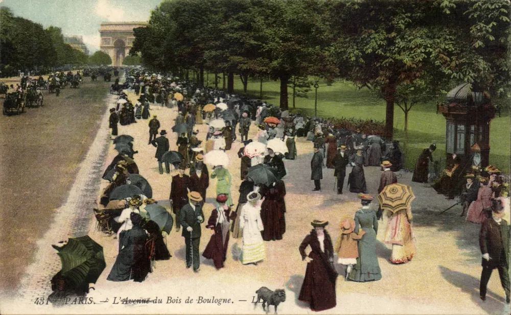 Paris — Die Avenue du Bois de Boulogne — LL - Vorderseite