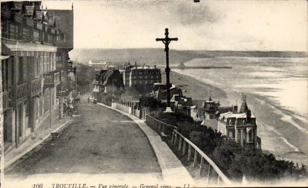 TROUVILLE — Vista geral — General view — II - Frente