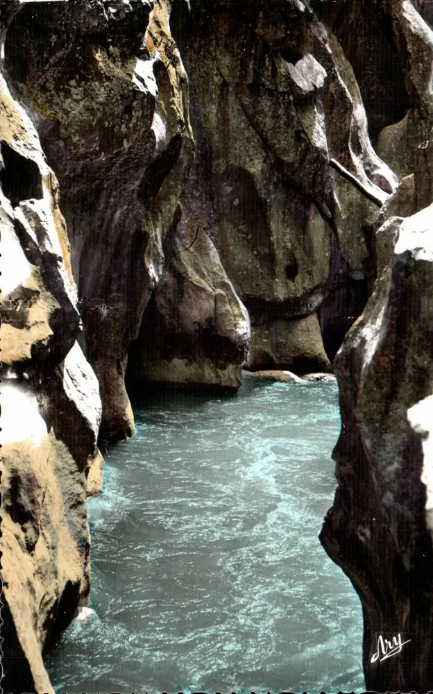 Gorges du Verdon — Am Grund der Schluchten, Der Verdon am Eingang zum Styx — Édition TARDY, Marseille - Vorderseite
