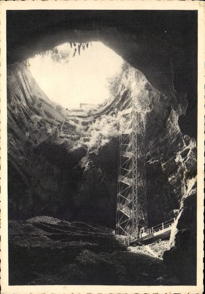 Gouffre de Padirac — A Entrada — Le Lot Illustré, n°292 - Frente