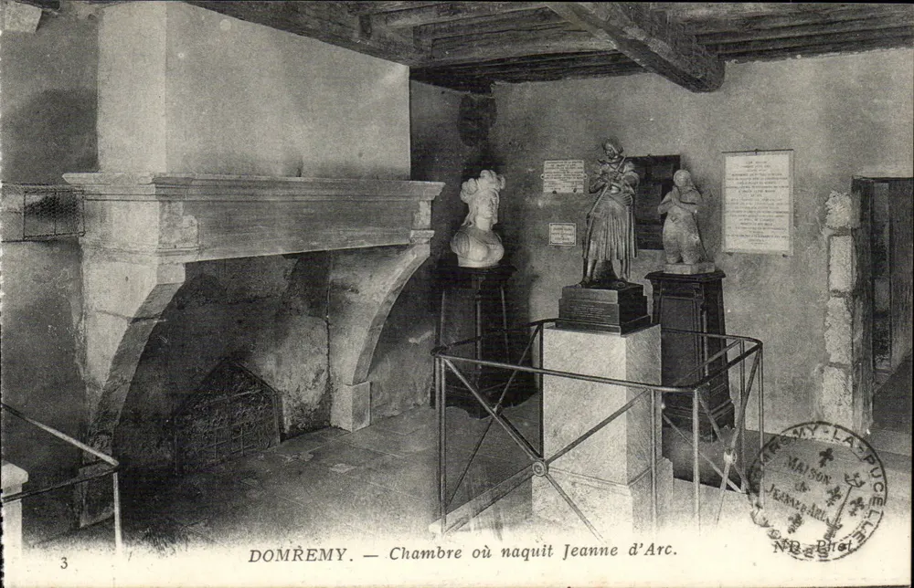 Domrémy — Zimmer, in dem Joan of Arc geboren wurde — Haus von Joan of Arc, Domrémy-la-Pucelle - Vorderseite