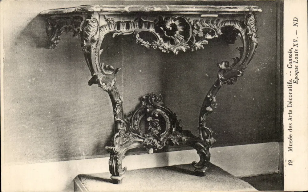 Louis XV-Konsolentisch — Epoche der Dekorativen Künste — Musée des Arts Décoratifs, ND - Vorderseite