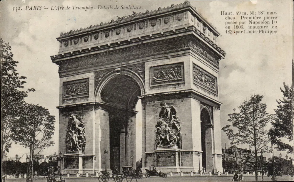 Paris — O Arco do Triunfo - Detalhes da Escultura — n° 132 - Frente