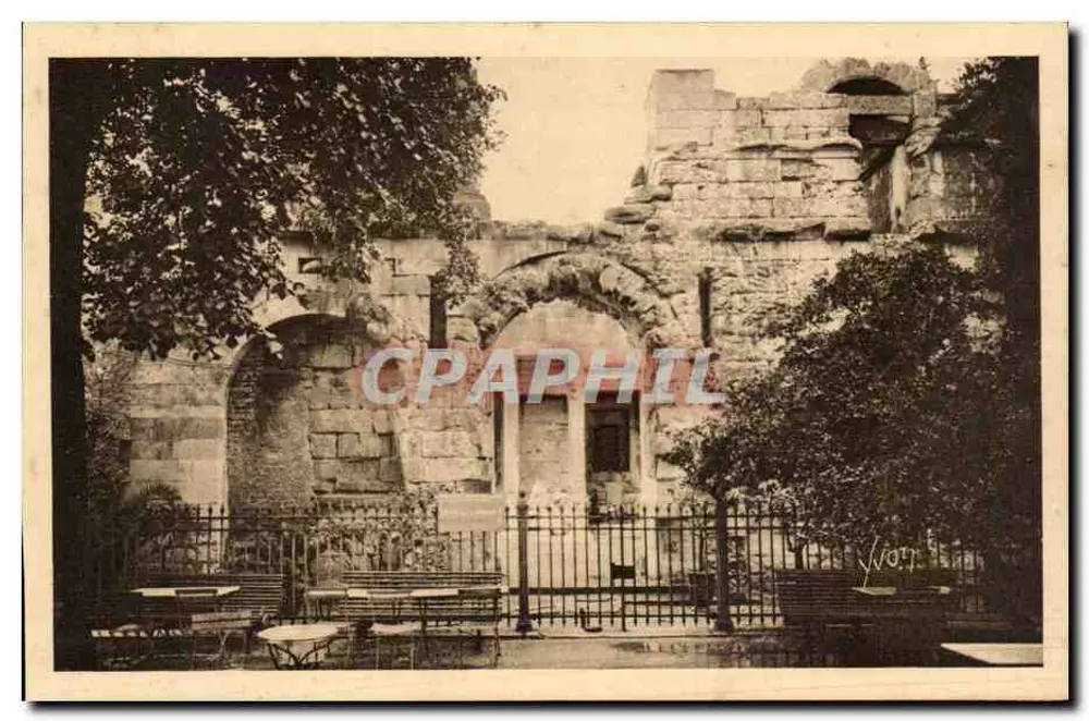 Nîmes (Gard) — Jardin de la Fontaine, Temple de Diane — Éditions d'Art Yvog - Vorderseite